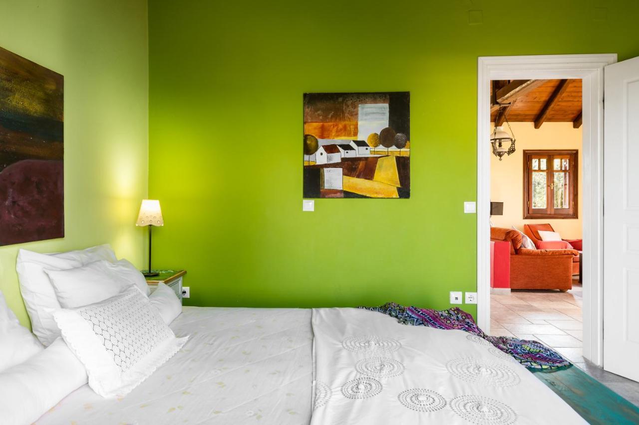 Beachfront Villa Meliti Ágios Matthaíos Extérieur photo